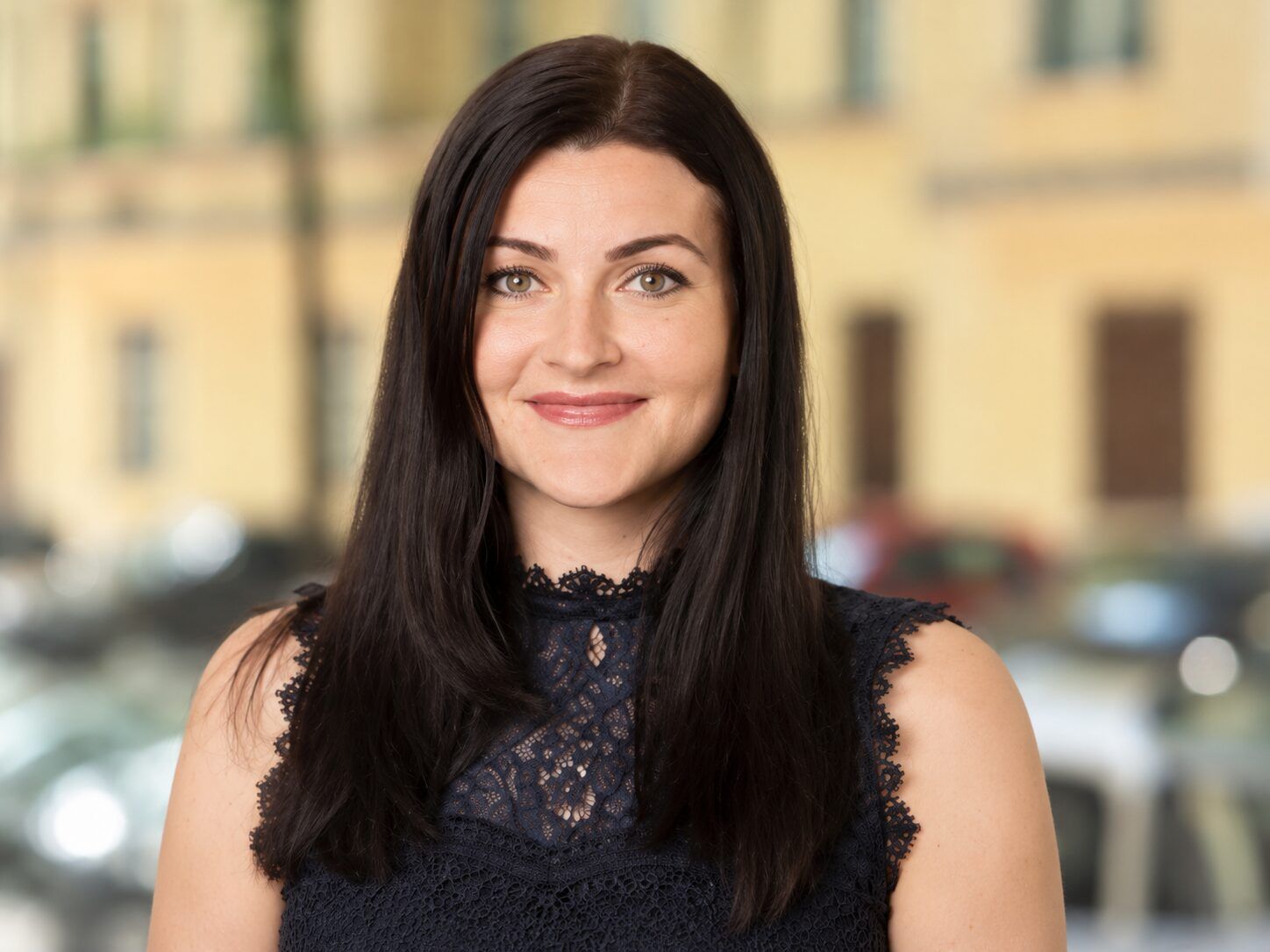 Portrait: relations and marketing, DEVACON