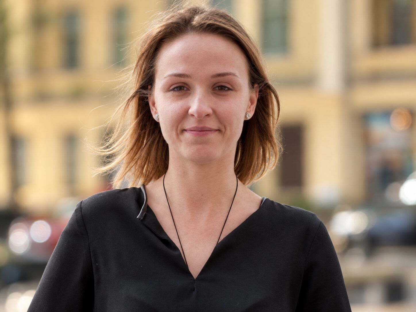 Portrait: office manager, DEVACON